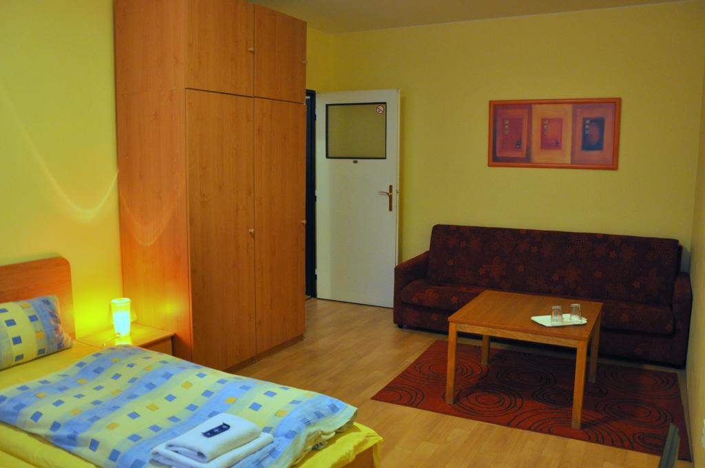 Hotel Komarov Brno Zewnętrze zdjęcie