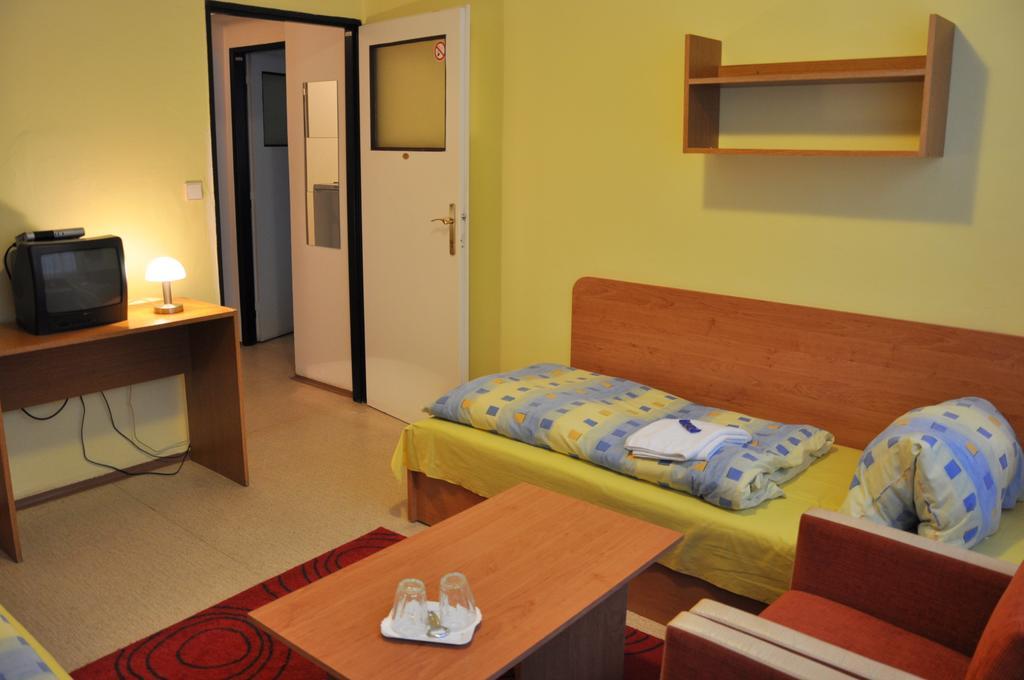 Hotel Komarov Brno Zewnętrze zdjęcie